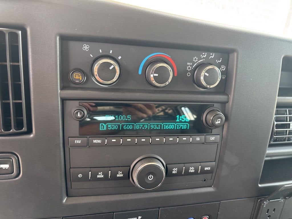 2025 Chevrolet Express Cargo 2500 WT