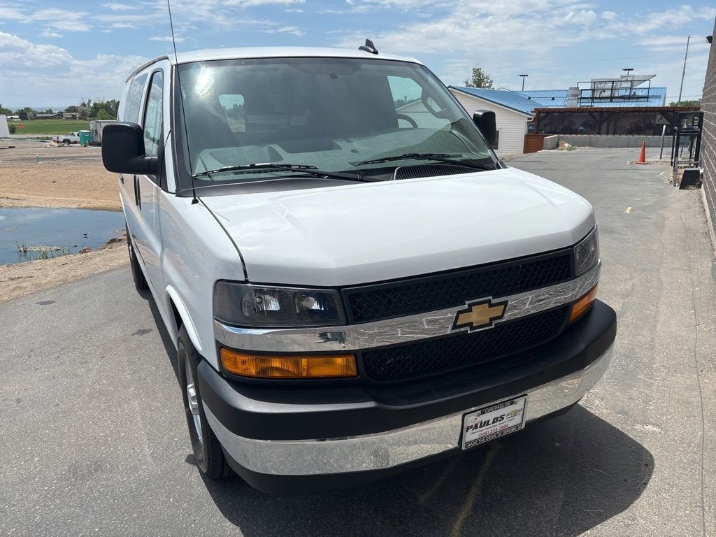 2025 Chevrolet Express Cargo 2500 WT