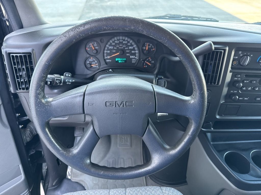 2003 GMC Savana Passenger 1500 BASE