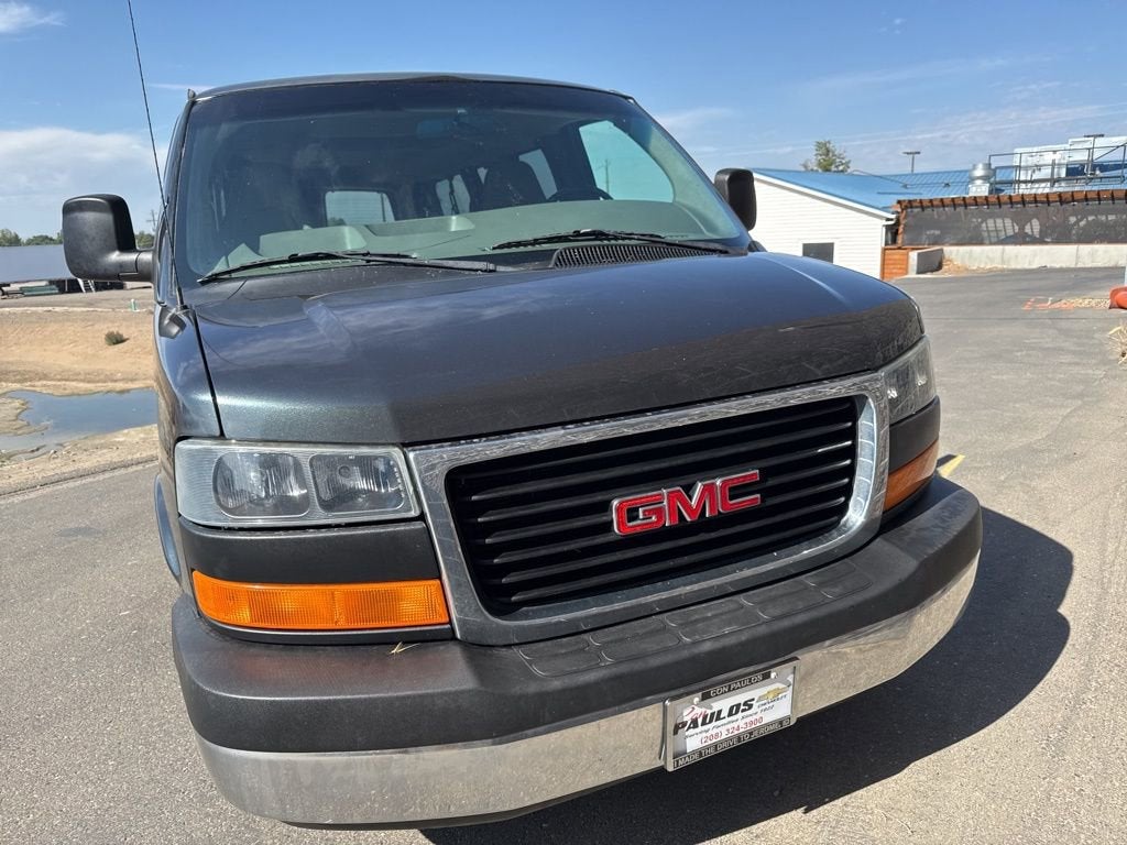 2003 GMC Savana Passenger 1500 BASE