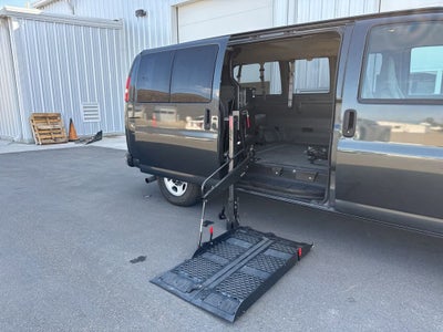 2003 GMC Savana Passenger 1500 BASE