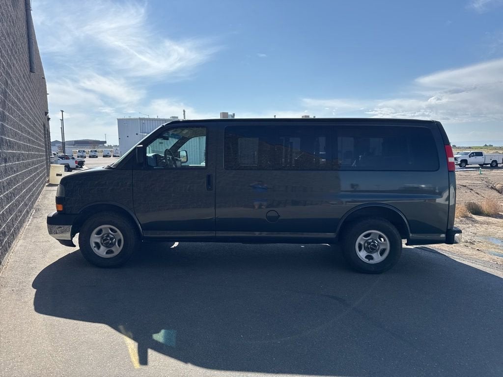 2003 GMC Savana Passenger 1500 BASE