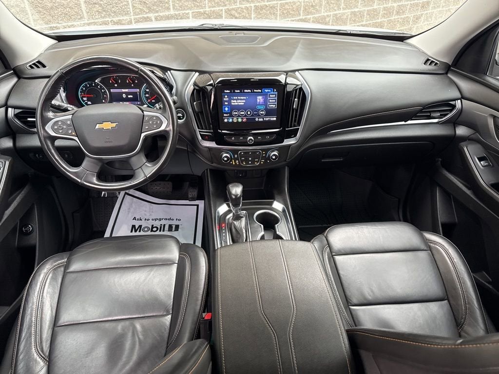 2021 Chevrolet Traverse LT Leather