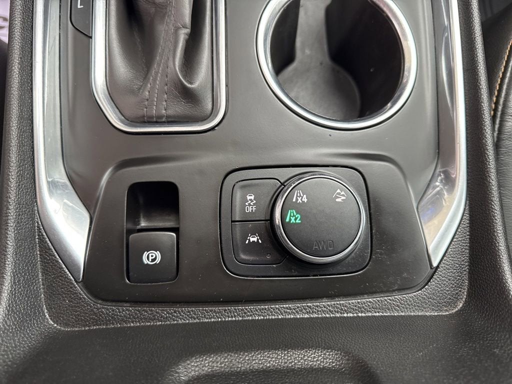 2021 Chevrolet Traverse LT Leather