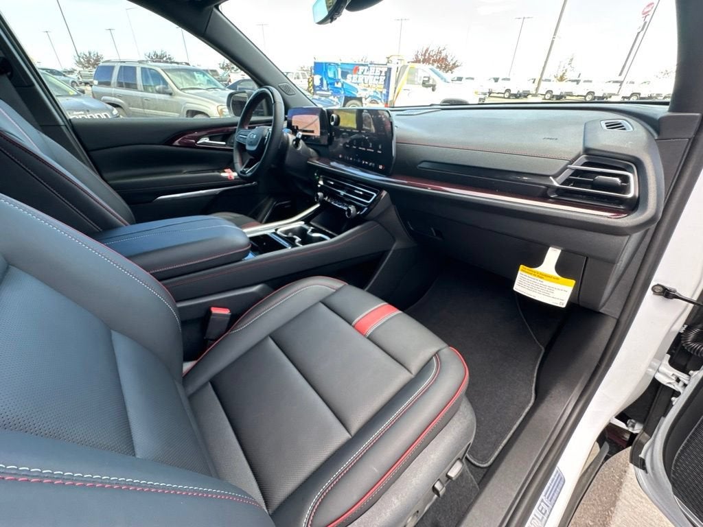 2027 Chevrolet Traverse RS