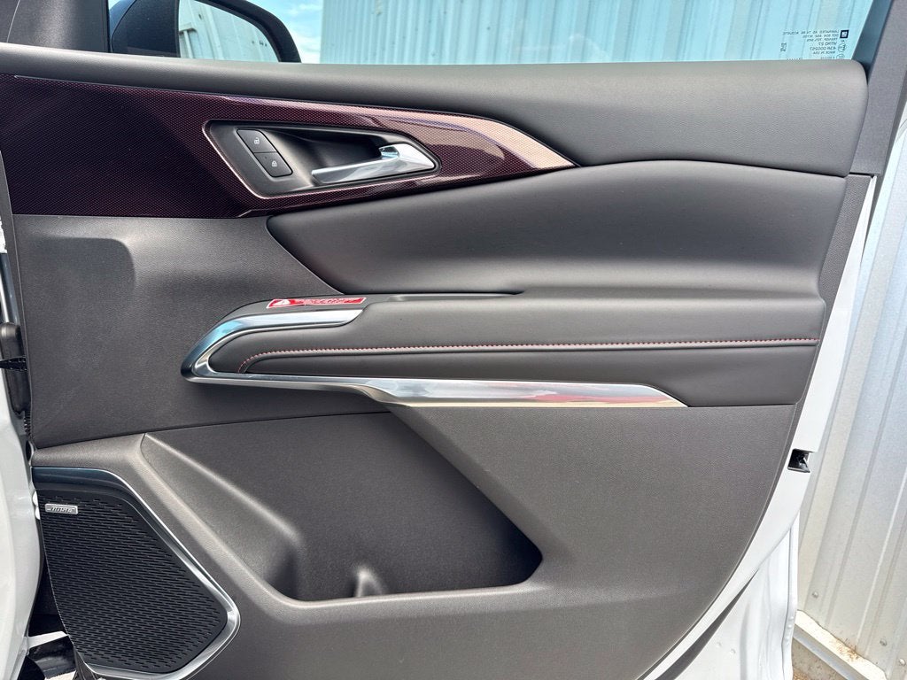 2027 Chevrolet Traverse RS