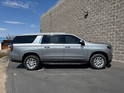 2026 Chevrolet Suburban LT
