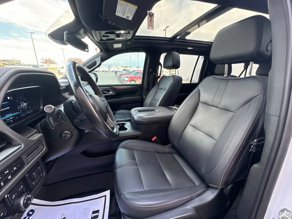 2023 Chevrolet Suburban RST