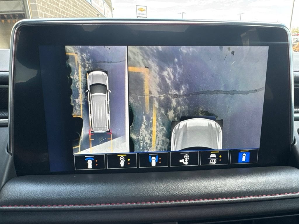 2023 Chevrolet Suburban RST