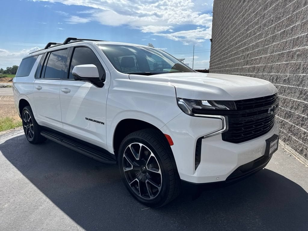 2023 Chevrolet Suburban RST
