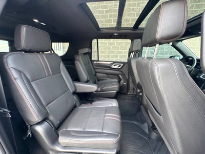 2023 Chevrolet Suburban RST
