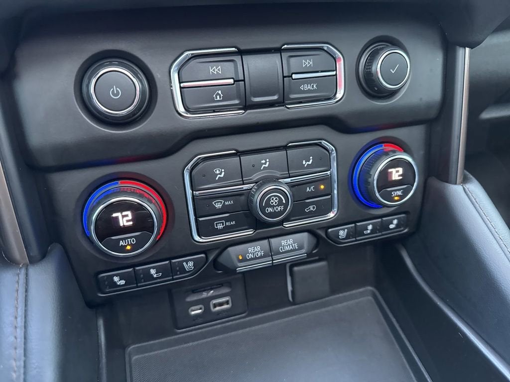 2021 Chevrolet Suburban High Country