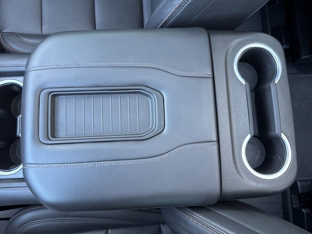 2021 Chevrolet Suburban High Country