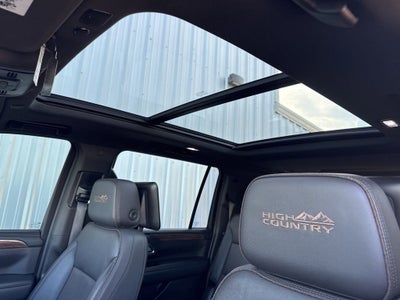 2021 Chevrolet Suburban High Country