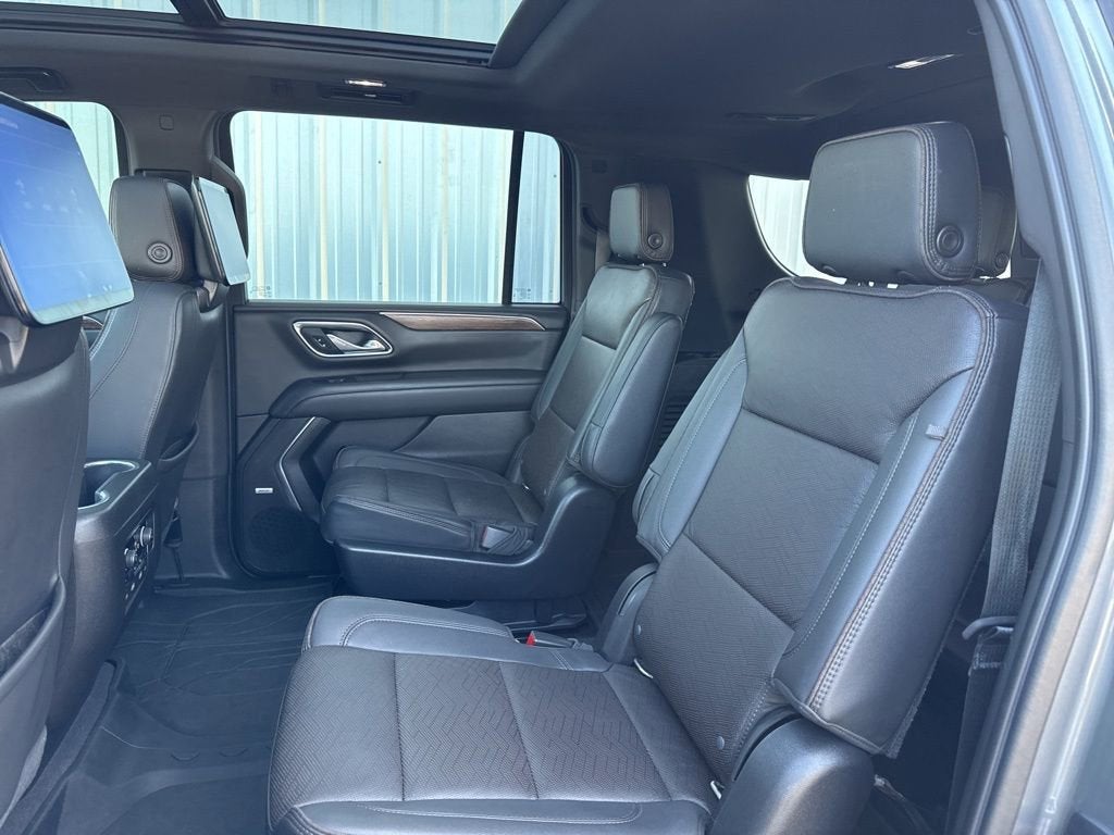 2021 Chevrolet Suburban High Country