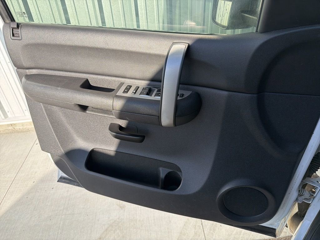 2008 GMC Sierra 3500 HD SRW SLE1