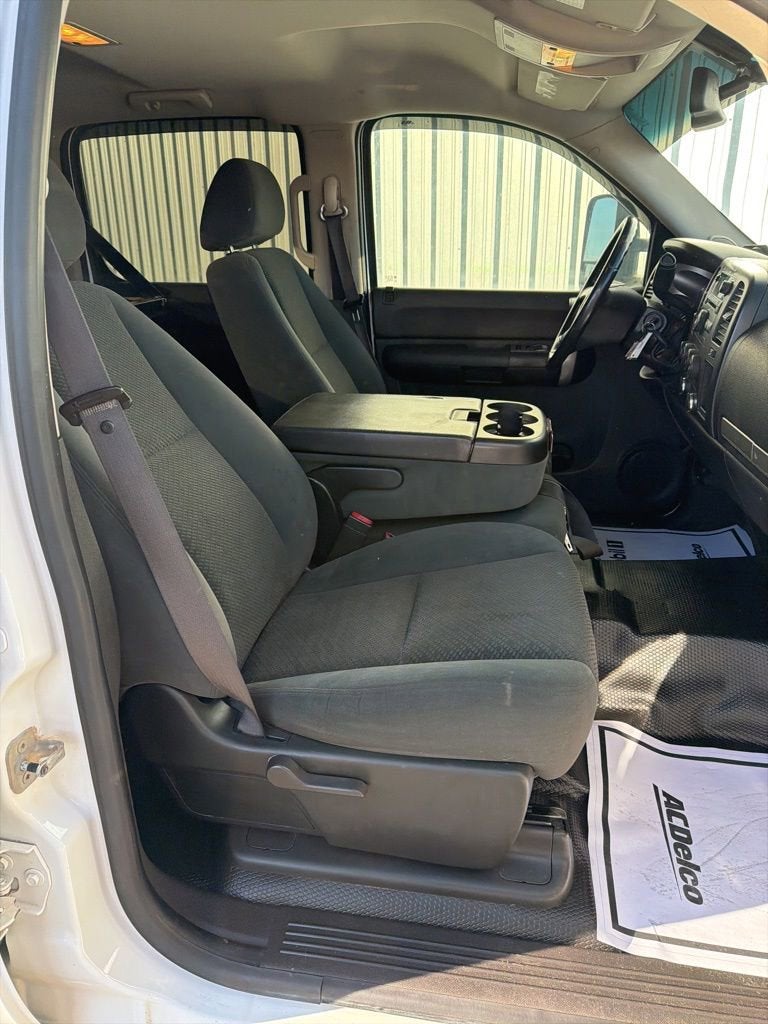 2008 GMC Sierra 3500 HD SRW SLE1