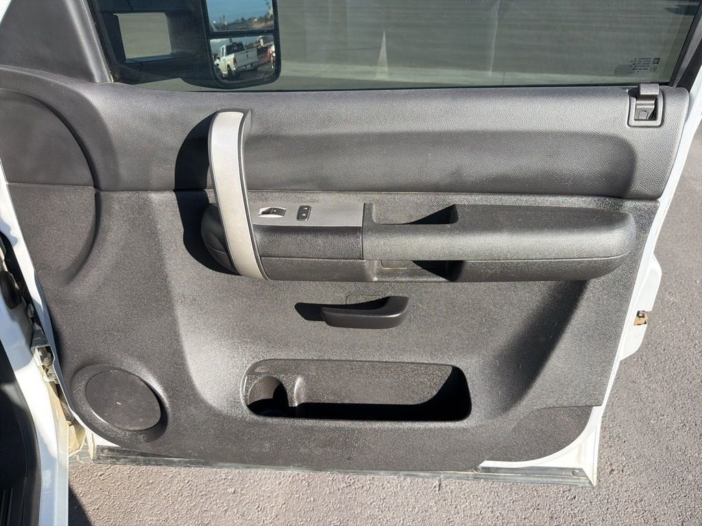 2008 GMC Sierra 3500 HD SRW SLE1