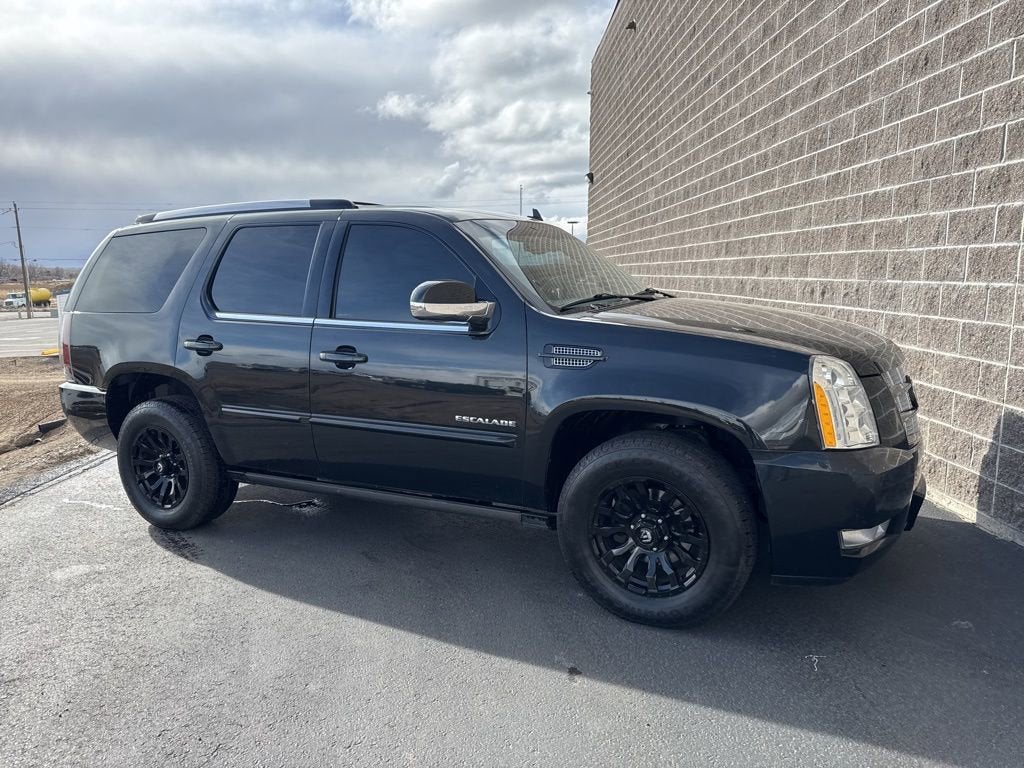 2013 Cadillac Escalade Premium