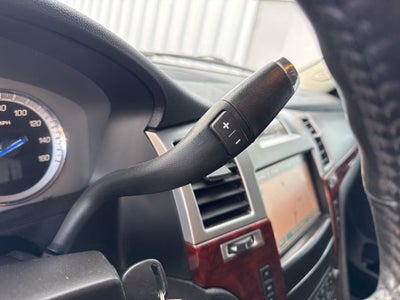 2013 Cadillac Escalade Premium