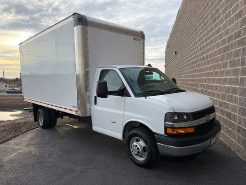 2026 Chevrolet Express Cutaway 3500 1WT