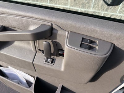 2026 Chevrolet Express Cutaway 3500 1WT