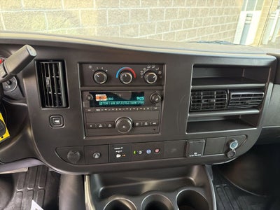 2026 Chevrolet Express Cutaway 3500 1WT