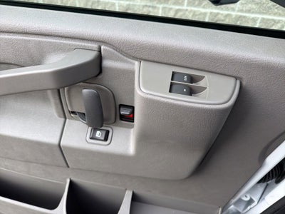 2026 Chevrolet Express Cutaway 3500 1WT