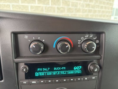 2026 Chevrolet Express Cutaway 3500 1WT