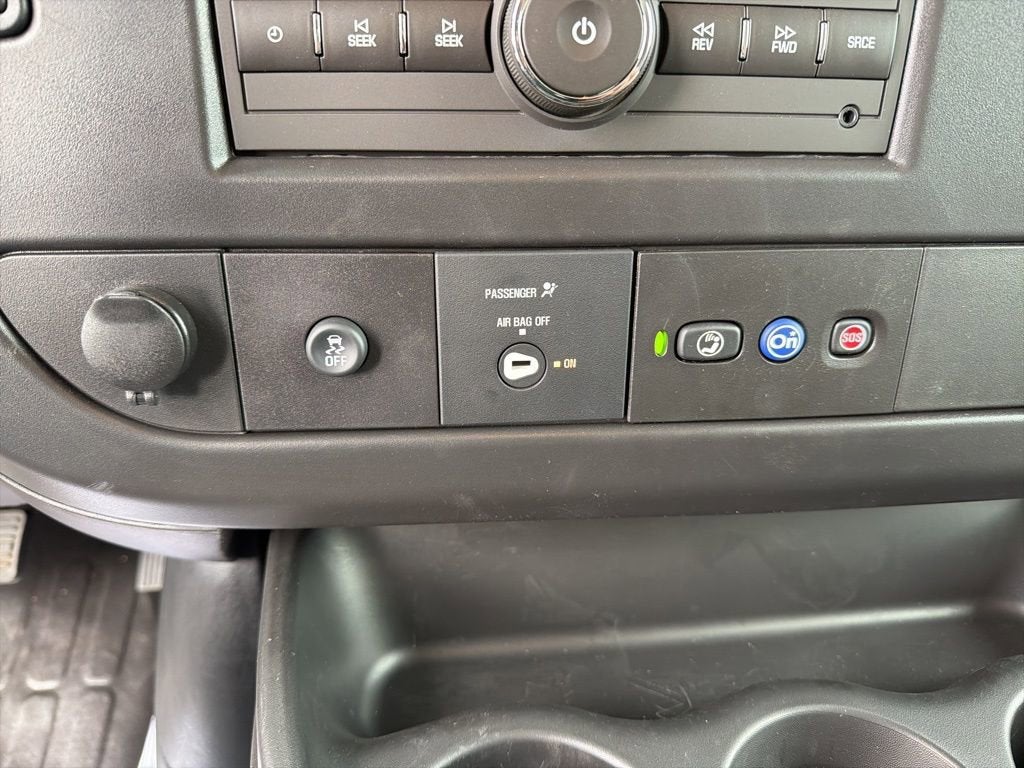 2026 Chevrolet Express Cutaway 3500 1WT