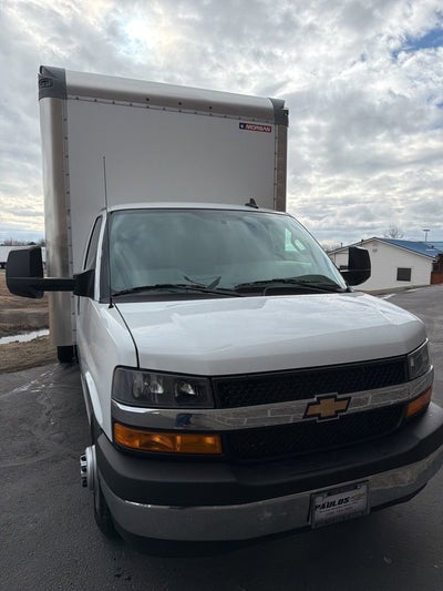 2026 Chevrolet Express Cutaway 3500 1WT