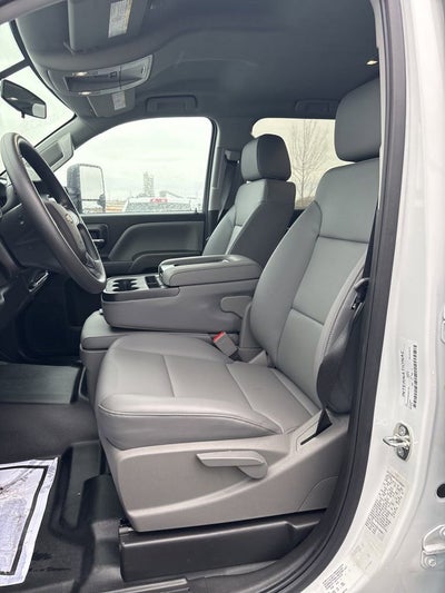 2025 Chevrolet Silverado 4500 HD Work Truck