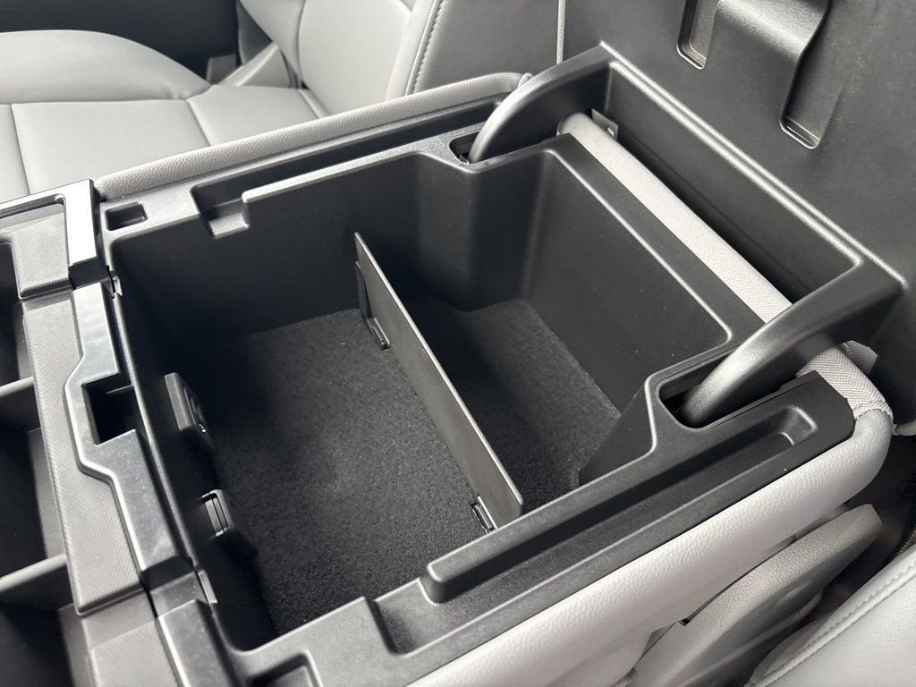 2025 Chevrolet Silverado 4500 HD Work Truck