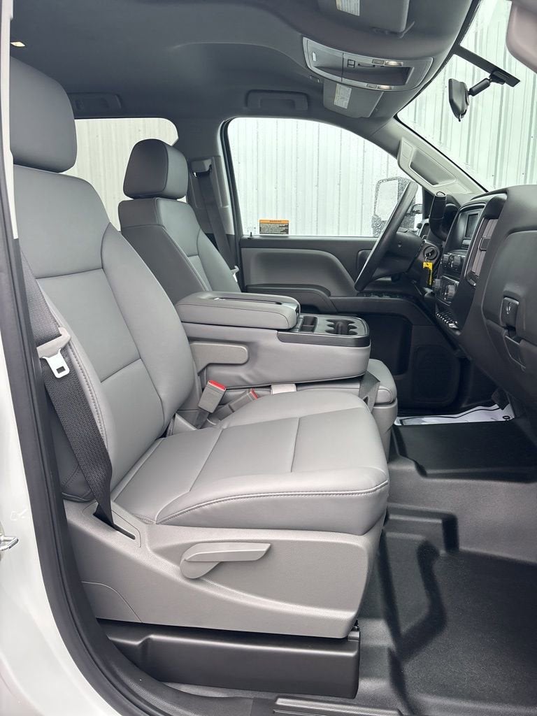 2025 Chevrolet Silverado 4500 HD Work Truck