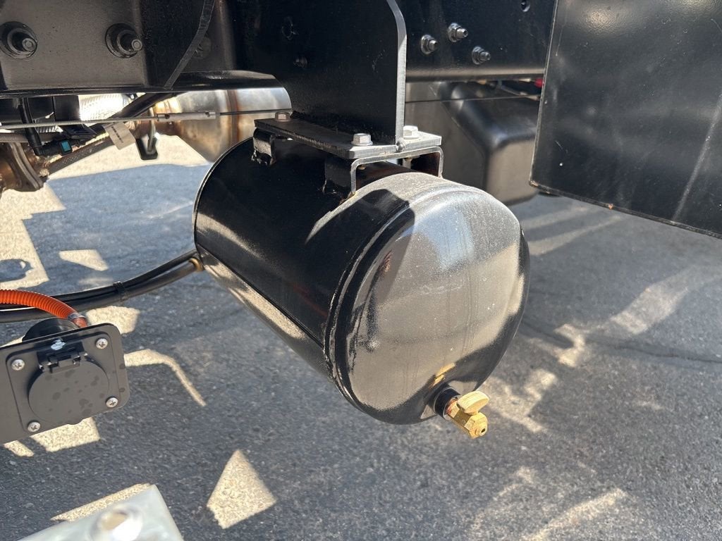 2024 Chevrolet Silverado 5500 HD Work Truck