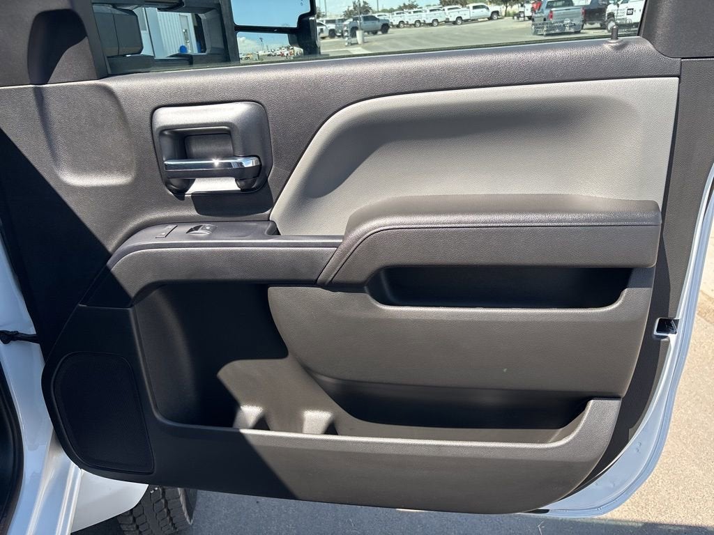 2024 Chevrolet Silverado 5500 HD Work Truck