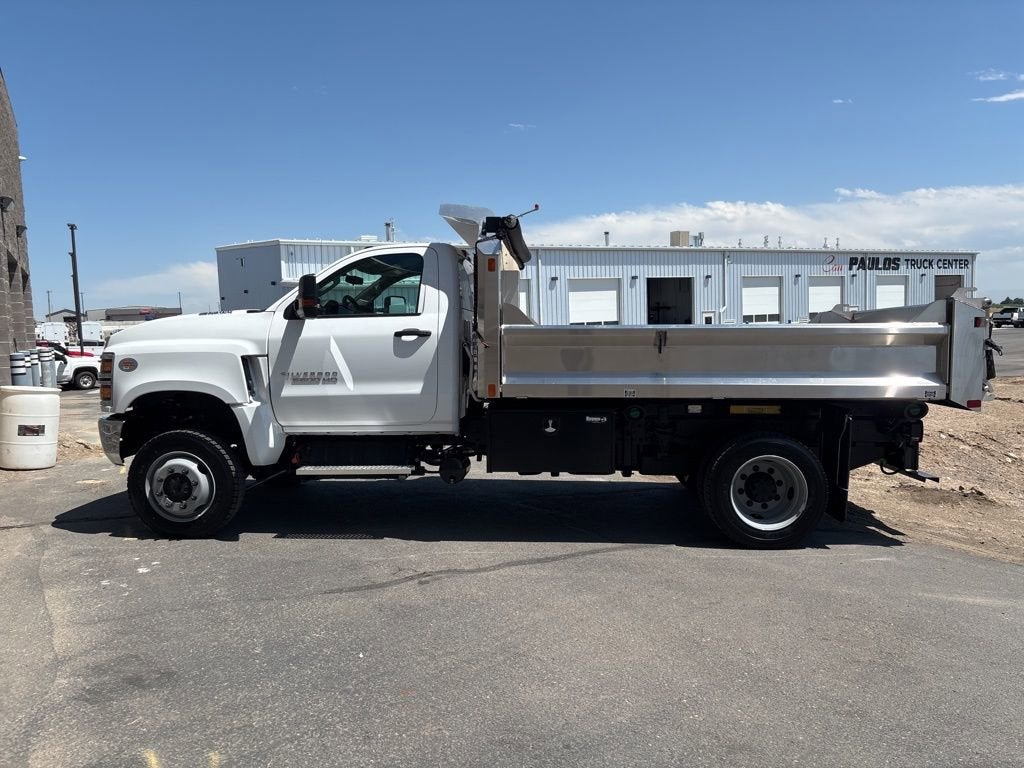 2024 Chevrolet Silverado 5500 HD Work Truck