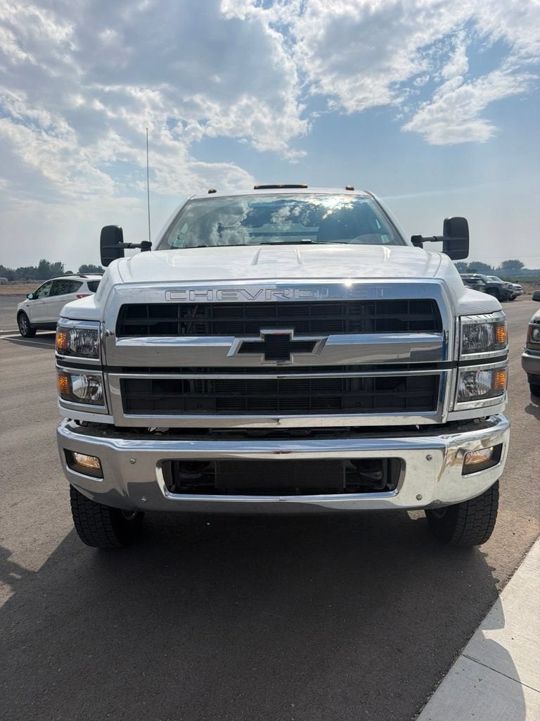 2026 Chevrolet Silverado 5500 HD Work Truck