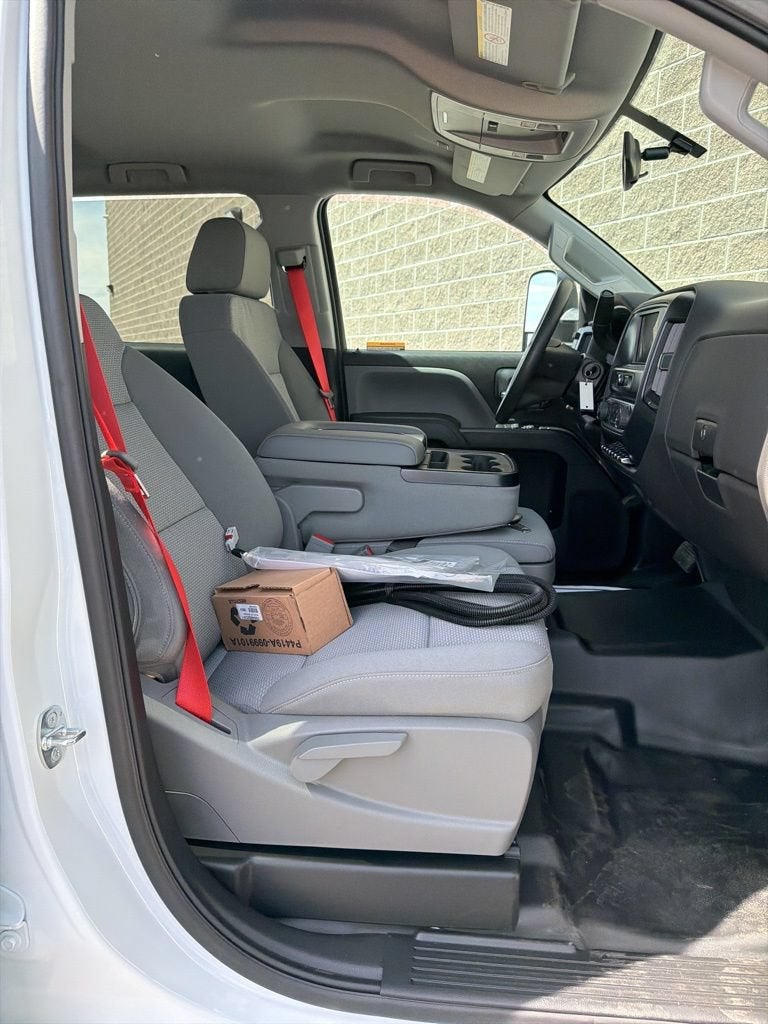 2026 Chevrolet Silverado 5500 HD Work Truck
