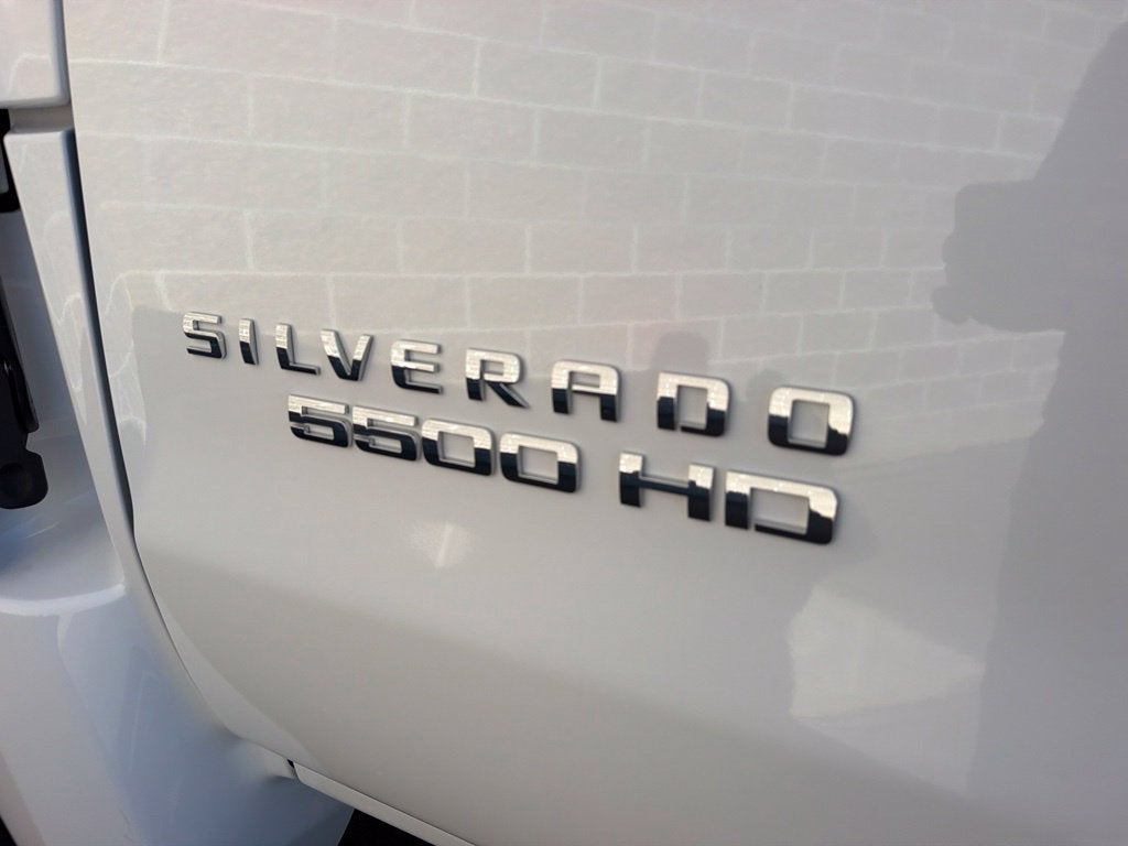 2026 Chevrolet Silverado 5500 HD WT