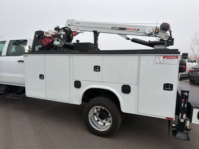 2025 Chevrolet Silverado 5500 HD Work Truck