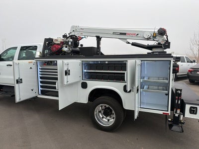 2025 Chevrolet Silverado 5500 HD Work Truck