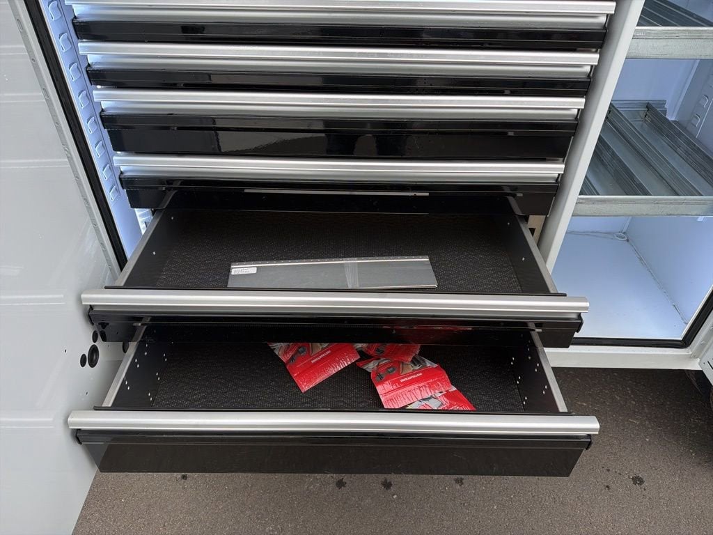 2025 Chevrolet Silverado 5500 HD Work Truck