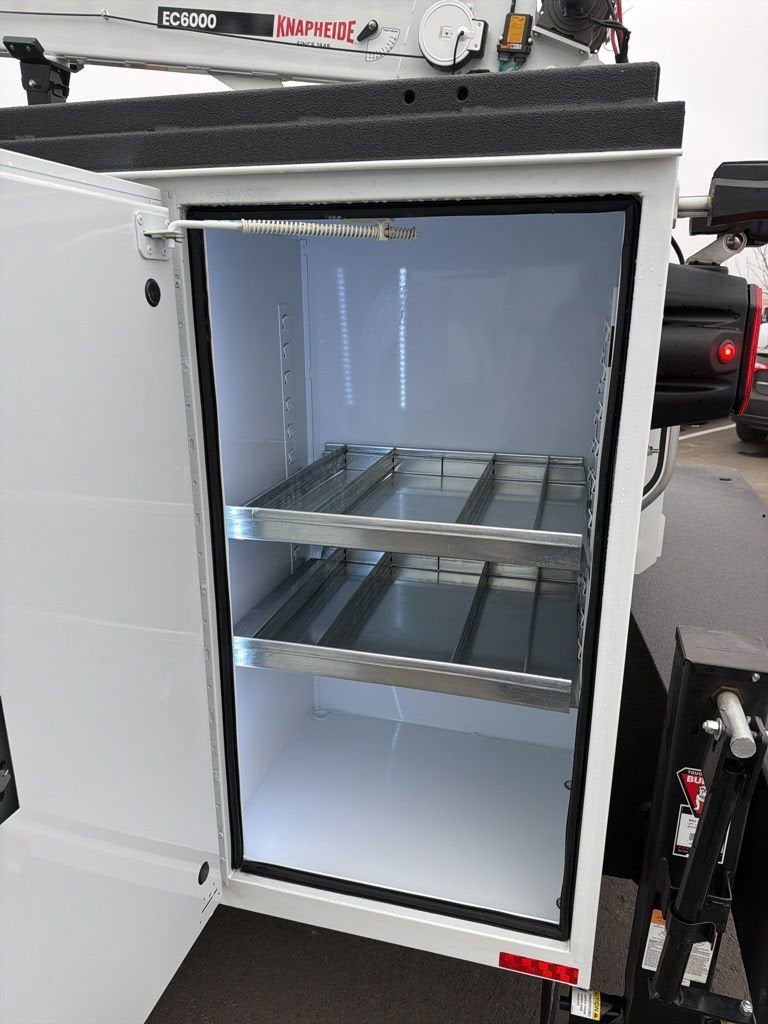 2025 Chevrolet Silverado 5500 HD Work Truck