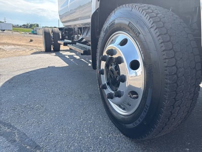 2025 Chevrolet Silverado 5500 HD Work Truck