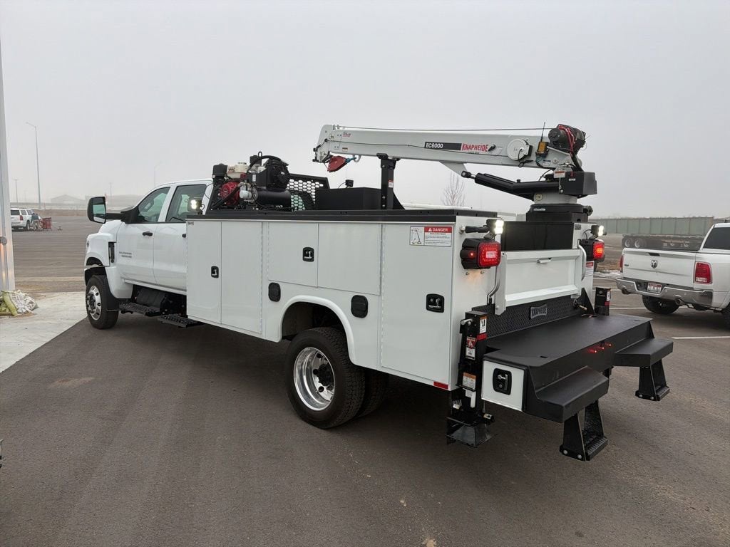 2025 Chevrolet Silverado 5500 HD Work Truck