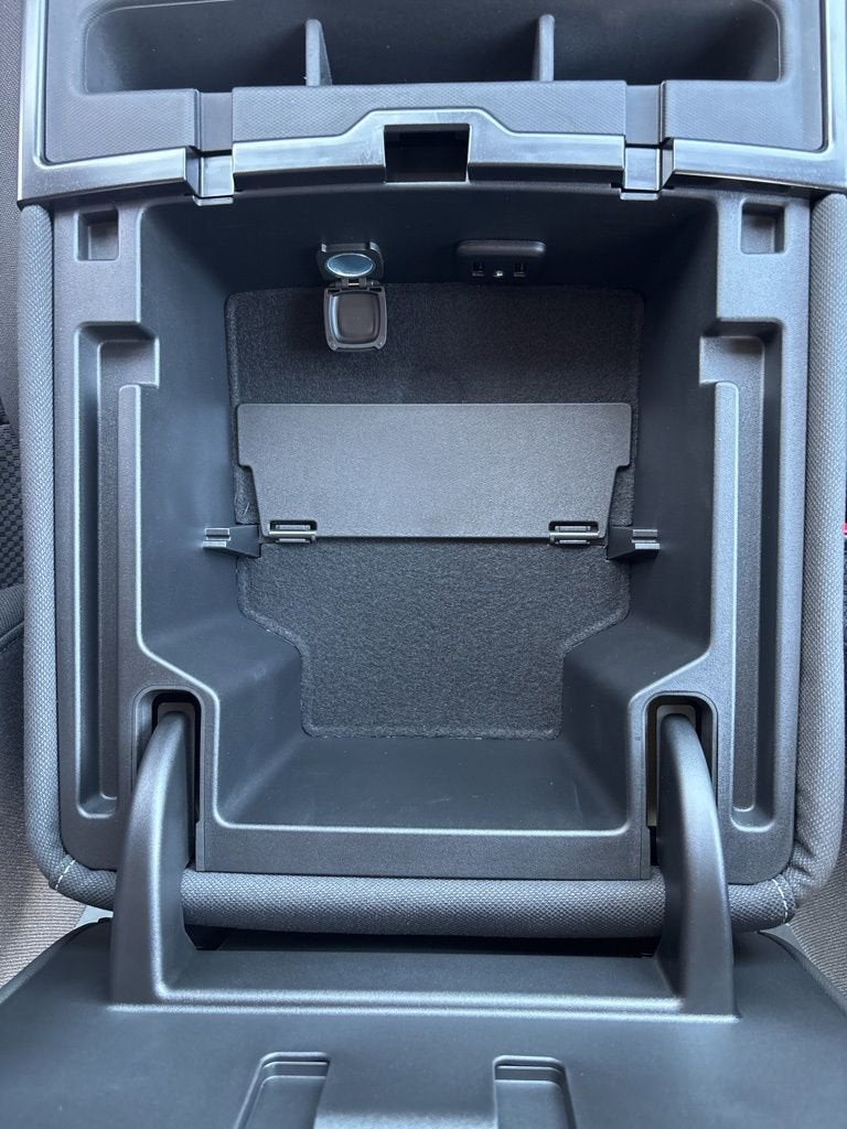 2025 Chevrolet Silverado 5500 HD Work Truck