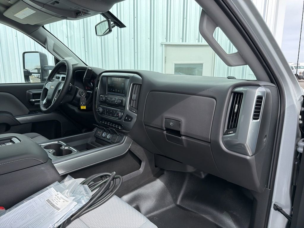 2026 Chevrolet Silverado 5500 HD LT