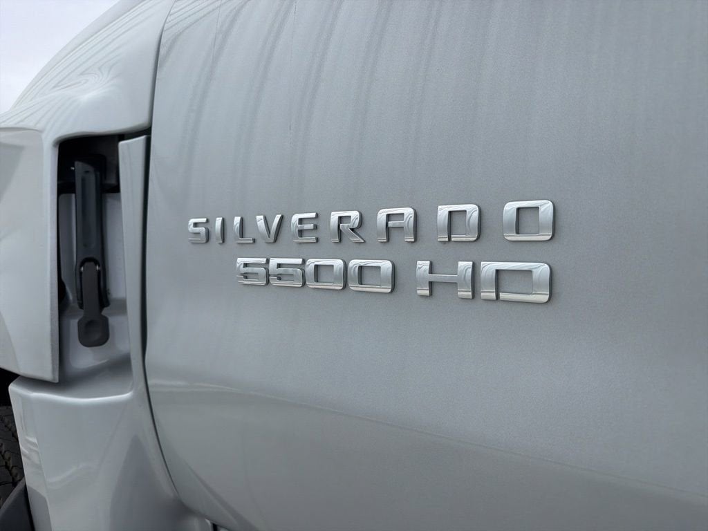 2026 Chevrolet Silverado 5500 HD LT