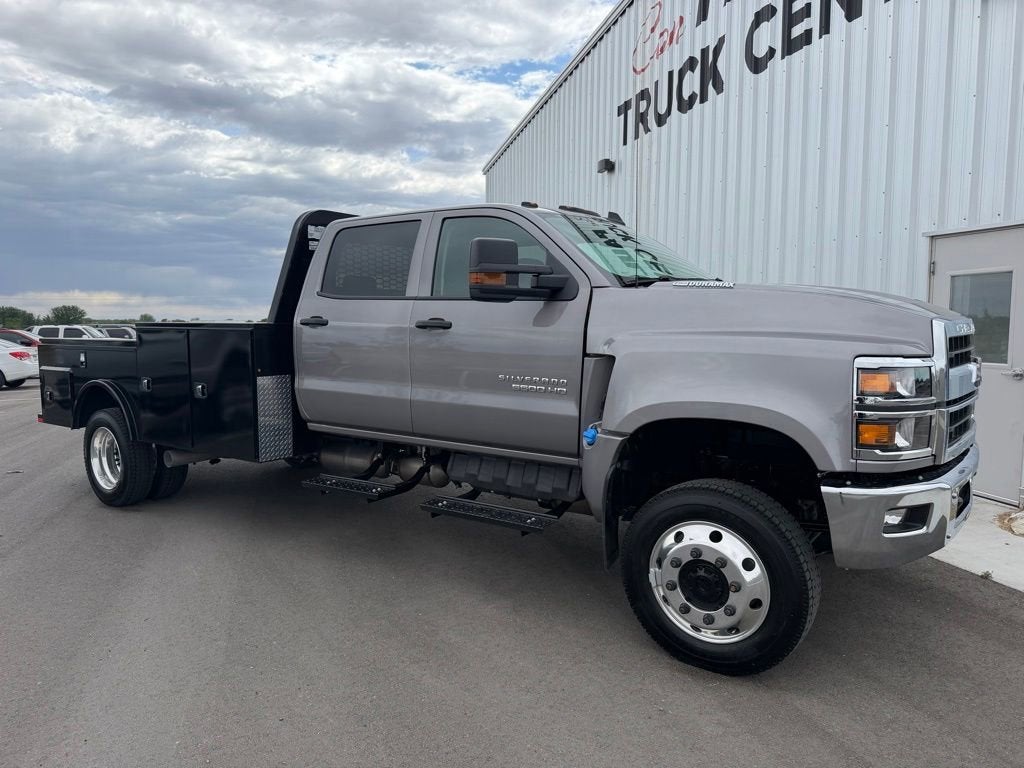 2026 Chevrolet Silverado 5500 HD LT